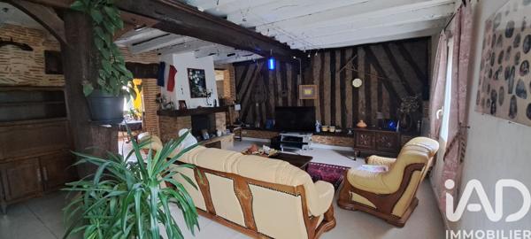 Maison à vendre 4 pièces 215 m² Saint-Pierre-d'Eyraud