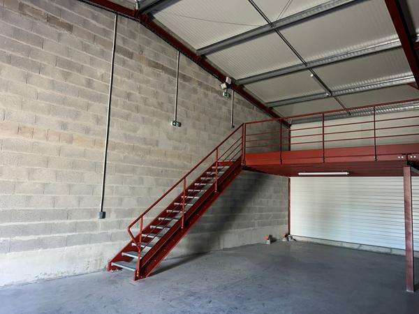 Local d'activité Aizenay 210 m2 , Aizenay
