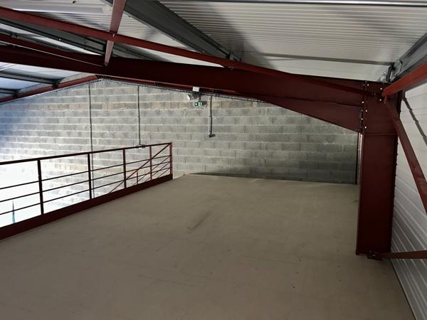 Local d'activité Aizenay 210 m2 , Aizenay