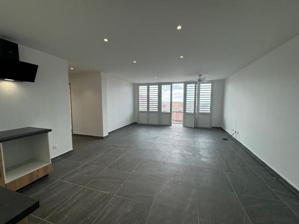 Appartement T2 NON MEUBLE BASSE TERRE