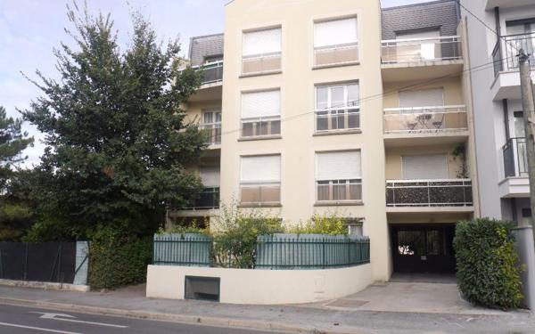 Appartement à louer    2 pièces •  Noisy-le-Grand