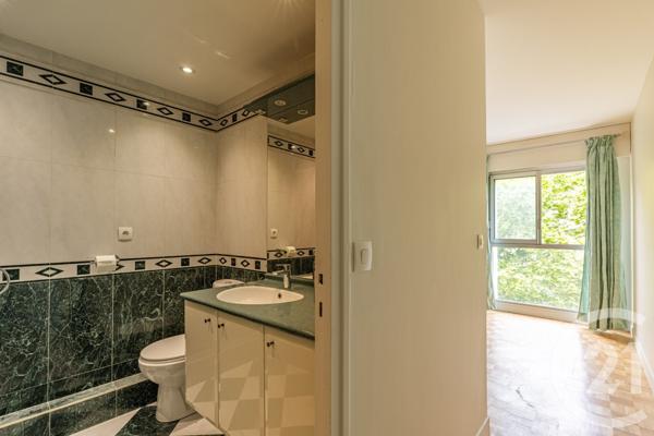 Appartement F5 à vendre  5 pièces - 123 m2 PARIS - 75014