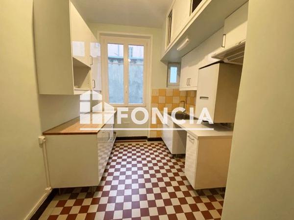 Location Appartement 4 pièces 85.61 m² - 134 RUE SULLY Lyon 69006