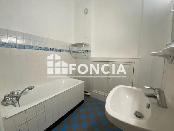 Location Appartement 4 pièces 85.61 m² - 134 RUE SULLY Lyon 69006