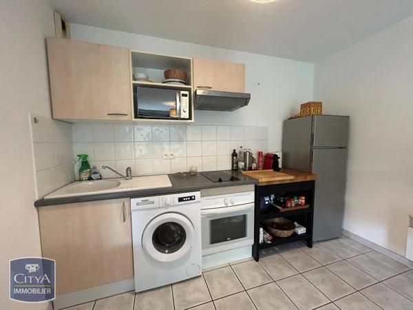 Appartement à louer 2 pièces 41.19m² Narbonne (11100)