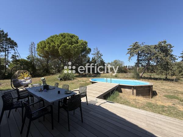 Maison
         6 pièces
        - 130 m² Bien prestige 600 000 € *