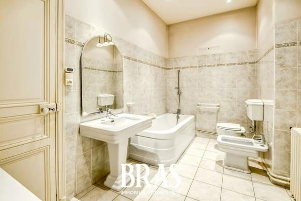 Maison - 220m² - Nantes proce monselet