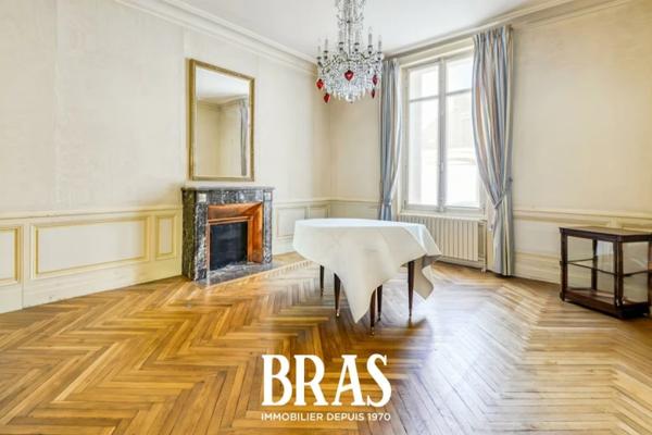 Maison - 220m² - Nantes proce monselet
