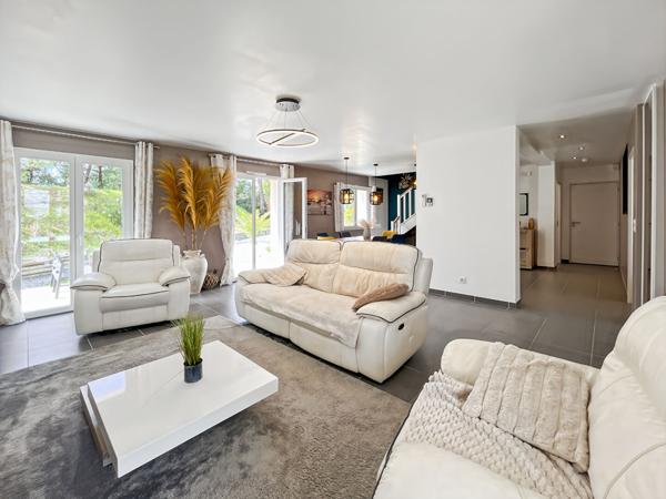 Maison récente 4 chambres avec piscine à Saint Jean de Monts !