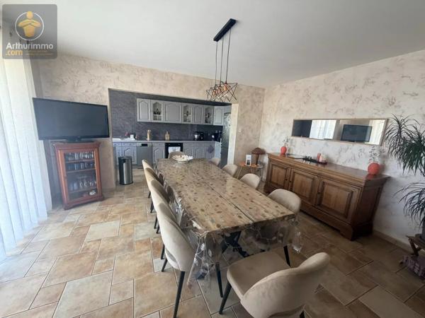 Vente                                                      Maison
                        
                     8 pièces                      200 m2                     à Metz