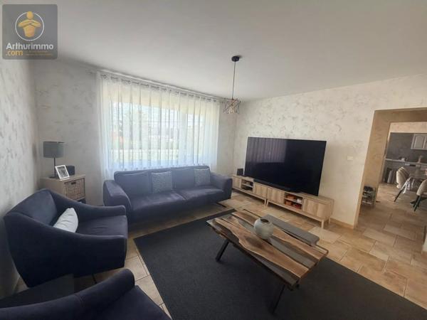 Vente                                                      Maison
                        
                     8 pièces                      200 m2                     à Metz