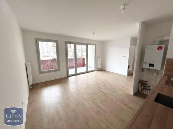Appartement à louer 2 pièces 42.39m² Valenciennes (59300)