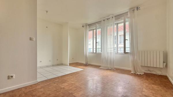 Appartement Corbeil Essonnes 2 pièce(s) 40.10 m2