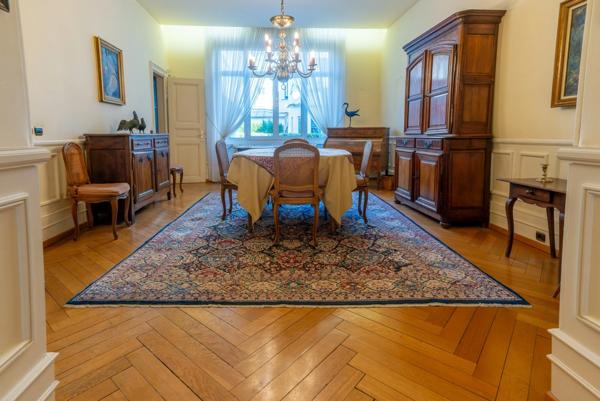 Maison à vendre 9 pièces à Strasbourg quartier Orangerie