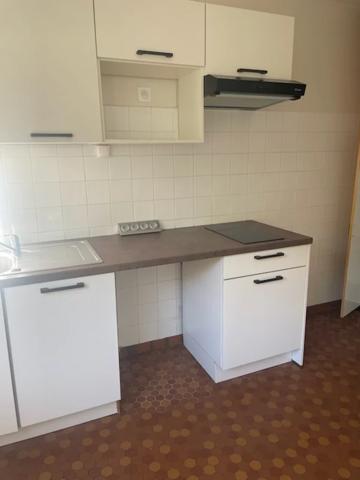 Appartement à louer à Marcillac-Vallon (12330)