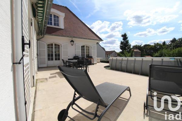 Maison 7 pièces de 185 m² à Cormeilles-en-Parisis (95240)