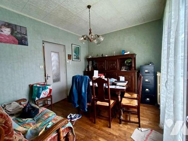 NOUVEAUTE - SEULEMENT CHEZ TRENTE CINQ NOTAIRES -  A proximité immédiate du centre-ville, dans ...