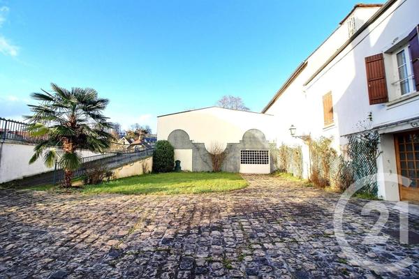 Maison à vendre  17 pièces - 413 m2 CHATEAU THIERRY - 02