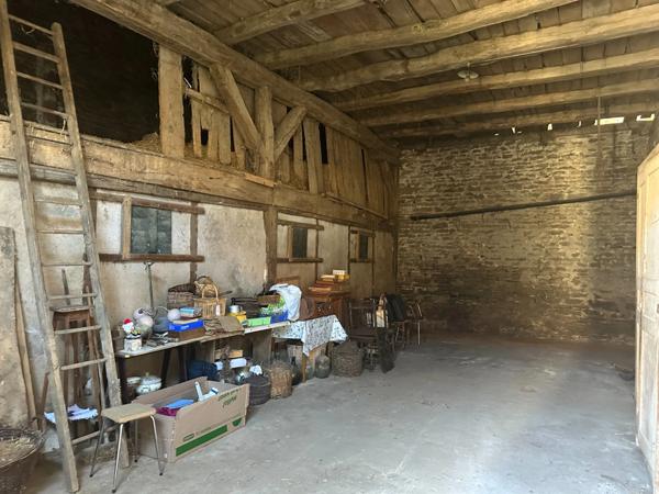 Maison à vendre 5 pièces proche de POUILLY EN AUXOIS (21) - VITTEAUX (21)