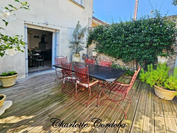 MMaison de ville de caractère avec garage et terrasse – Quartier Palissy à Agen