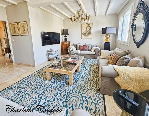 MMaison de ville de caractère avec garage et terrasse – Quartier Palissy à Agen