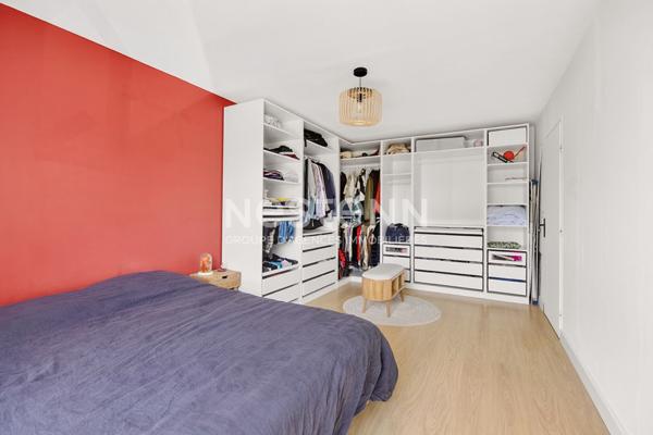Appartement rénové au coeur du bourg de Plérin