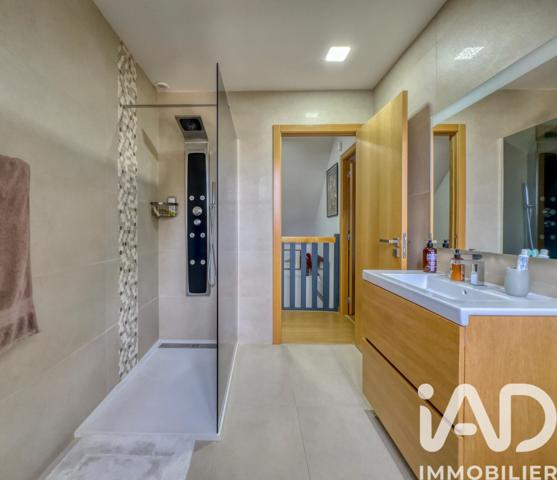 Maison à vendre 6 pièces 176 m² Compiègne