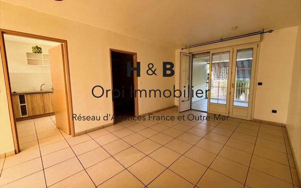 Appartement à louer    1 pièce • 31,64 m2 Fort-de-France