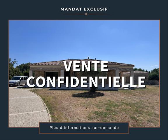 Maison
         4 pièces
        - 130 m² Bien prestige 569 000 € *