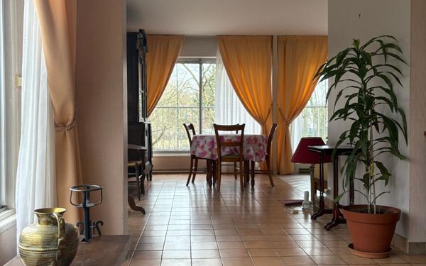 Appartement à vendre    5 pièces • 100,06 m2 Brunoy