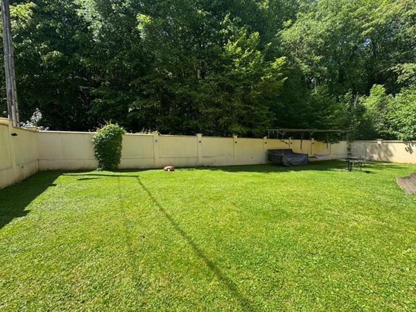 PROPRIÉTÉ D'EXCEPTION -  241m2 -  SPA PRIVATIF  de 93m2 en plus - SANS VIS-À-VIS  DPE C - LISIÈRE DU BOIS