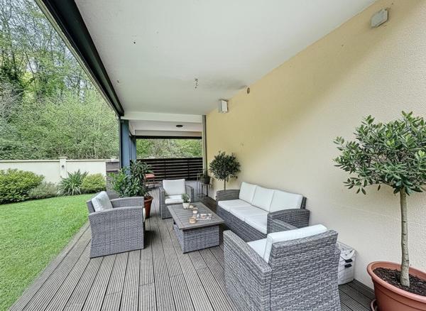 PROPRIÉTÉ D'EXCEPTION -  241m2 -  SPA PRIVATIF  de 93m2 en plus - SANS VIS-À-VIS  DPE C - LISIÈRE DU BOIS