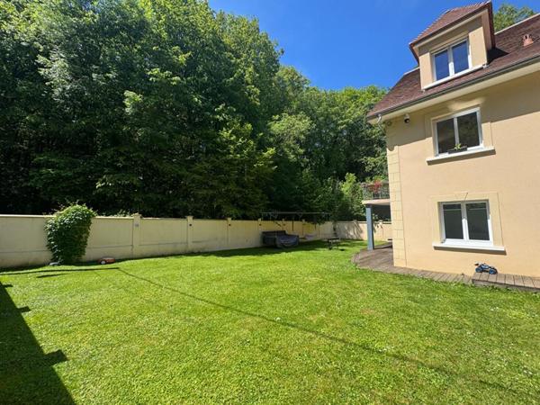 PROPRIÉTÉ D'EXCEPTION -  241m2 -  SPA PRIVATIF  de 93m2 en plus - SANS VIS-À-VIS  DPE C - LISIÈRE DU BOIS