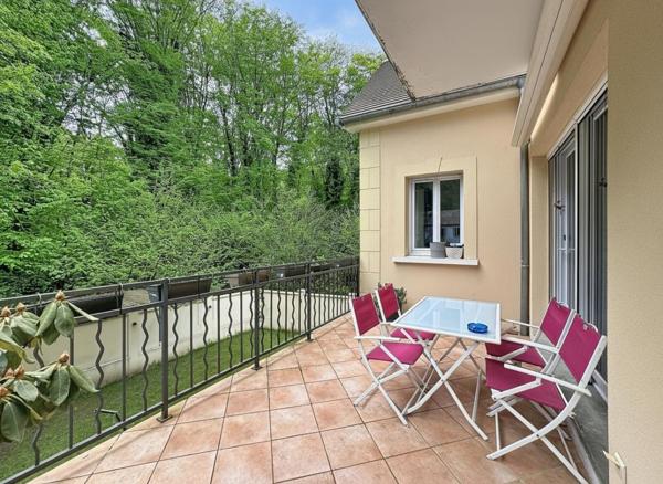 PROPRIÉTÉ D'EXCEPTION -  241m2 -  SPA PRIVATIF  de 93m2 en plus - SANS VIS-À-VIS  DPE C - LISIÈRE DU BOIS