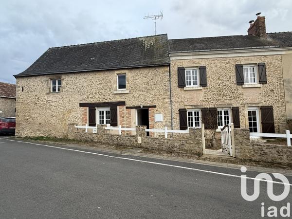 Maison 6 pièces de 136 m² à Huillé (49430)