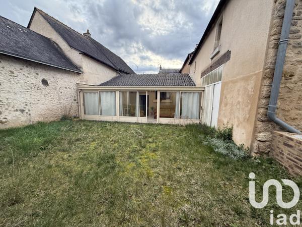 Maison 6 pièces de 136 m² à Huillé (49430)