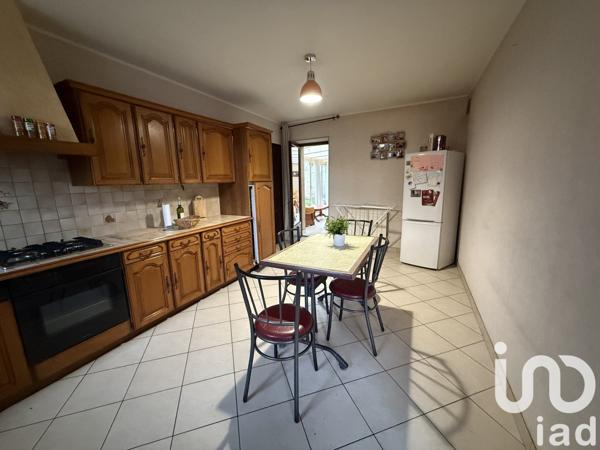 Maison 6 pièces de 136 m² à Huillé (49430)