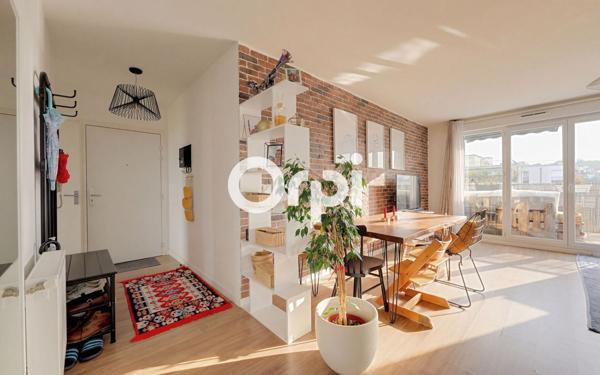 Appartement à vendre    5 pièces • 96 m2 Rosny-sous-Bois