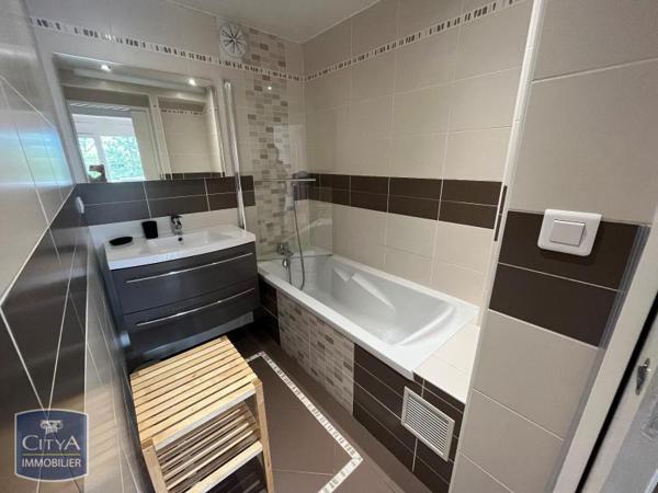 Appartement à louer 3 pièces 70.84m²