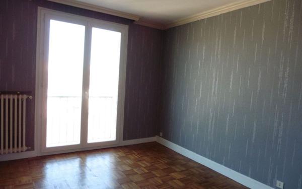 Appartement à louer    3 pièces •  Limoges