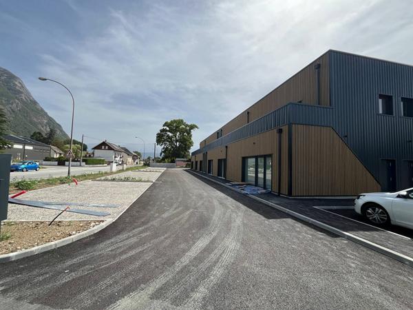 Bureaux à Chignin 69,34 m2 idéalement situé