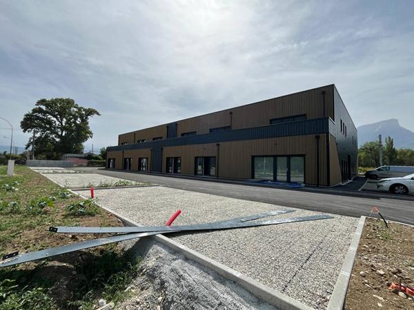 Bureaux à Chignin 69,34 m2 idéalement situé
