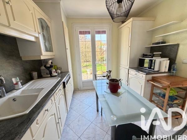 Maison à vendre 5 pièces 129 m² Saint-Fargeau-Ponthierry