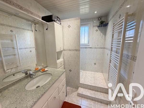 Maison à vendre 5 pièces 129 m² Saint-Fargeau-Ponthierry