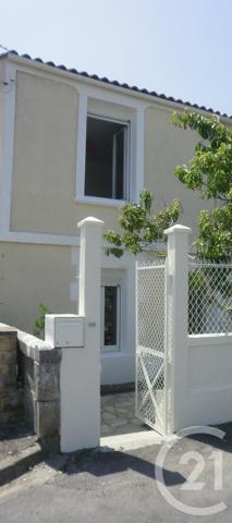 Maison à vendre  3 pièces - 77 m 2   SOYAUX  - 16