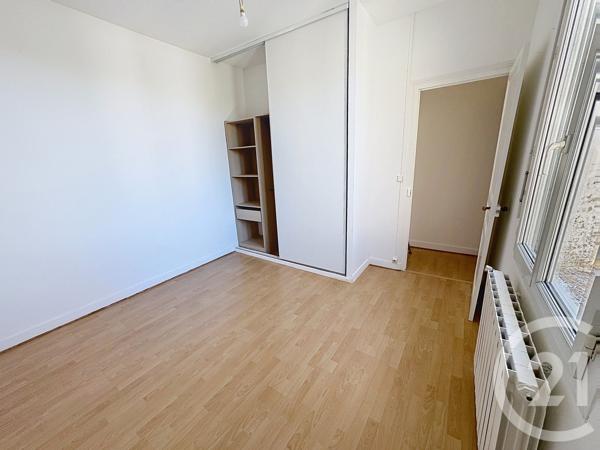 Maison à vendre  3 pièces - 77 m 2   SOYAUX  - 16