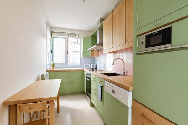 PARIS 12 - DAUMESNIL- Appartement 4 pièces avec Balcon