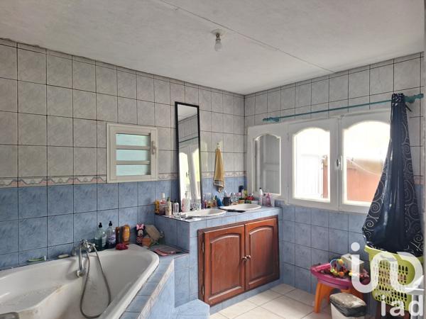 Maison à vendre 12 pièces 275 m² Saint-Louis