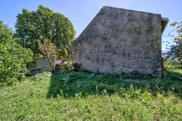 Grange à rénover avec permis de construire déposé - Ballon (01) -  Valserhône