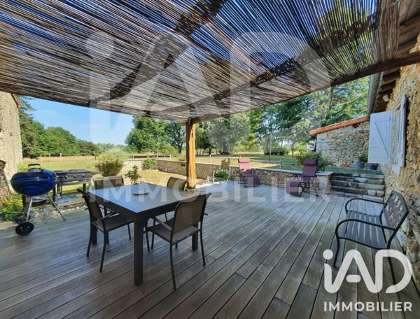 Maison à vendre 5 pièces 136 m² Chasseneuil-sur-Bonnieure